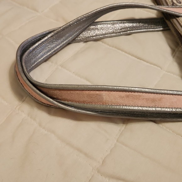 Coach Poppy Graffiti Glam Hearts Tote/Shoulder Bag - Picture 15 of 16